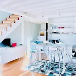 - La Paz - Cosy, Modern & Central Duplex Lisbon